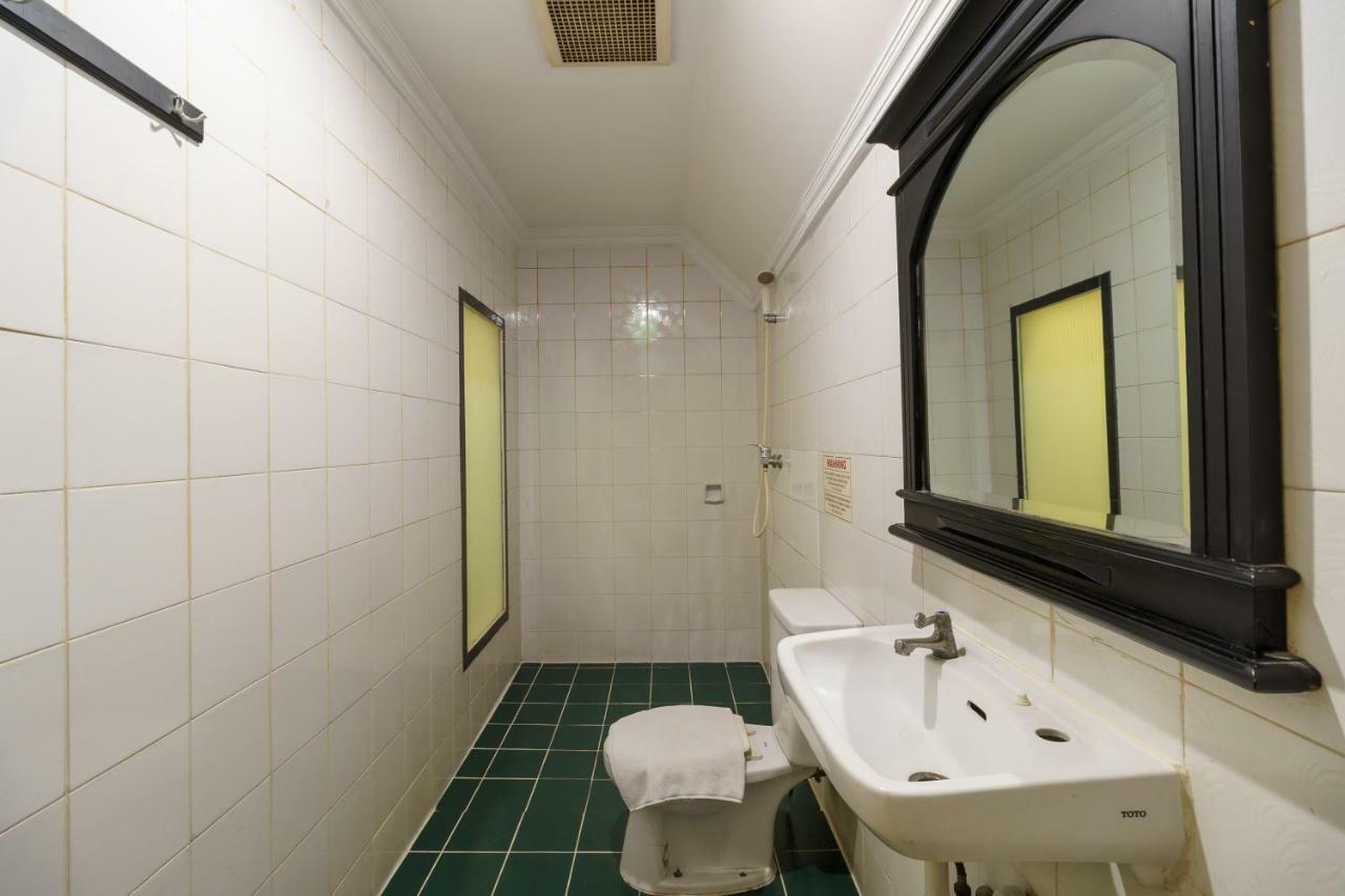 RedDoorz Plus near Ancol Dżakarta Zewnętrze zdjęcie