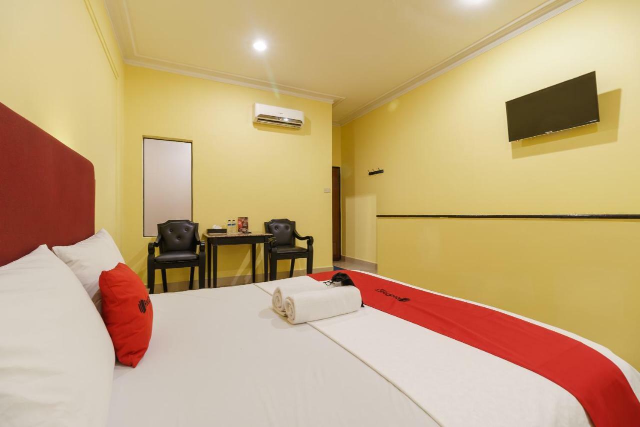 RedDoorz Plus near Ancol Dżakarta Zewnętrze zdjęcie